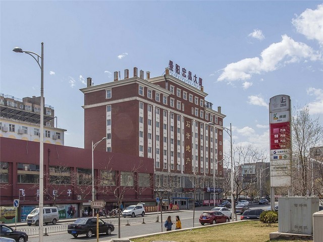 连续磨耐磨陶瓷衬砖厂家直销